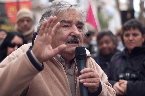 Mujica: ¿Tiene límite la riqueza que un ser humano puede acumular?